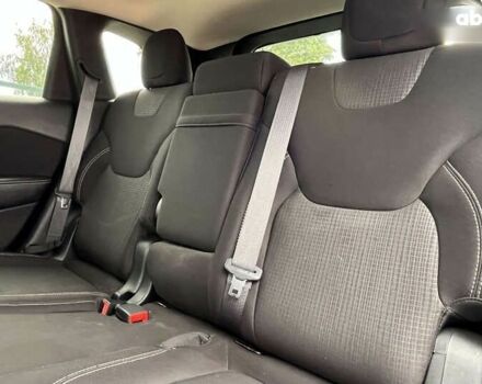 Джип Чероки, объемом двигателя 2.4 л и пробегом 165 тыс. км за 13500 $, фото 17 на Automoto.ua