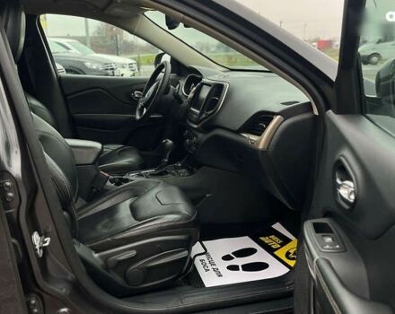 Джип Чероки, объемом двигателя 0 л и пробегом 243 тыс. км за 13500 $, фото 15 на Automoto.ua