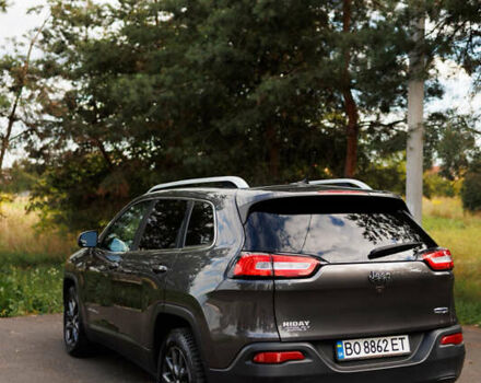 Джип Cherokee, об'ємом двигуна 2.36 л та пробігом 179 тис. км за 13700 $, фото 3 на Automoto.ua