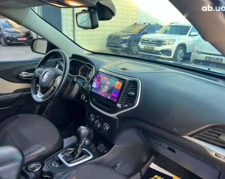 Джип Cherokee, об'ємом двигуна 0 л та пробігом 86 тис. км за 15900 $, фото 21 на Automoto.ua