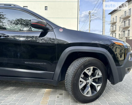 Джип Cherokee, об'ємом двигуна 3.24 л та пробігом 82 тис. км за 18000 $, фото 1 на Automoto.ua