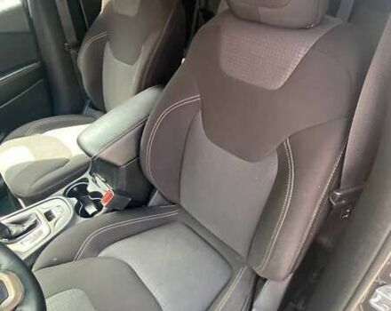 Джип Cherokee, об'ємом двигуна 2.4 л та пробігом 93 тис. км за 13800 $, фото 16 на Automoto.ua