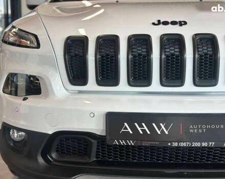 Джип Чероки, объемом двигателя 2.2 л и пробегом 127 тыс. км за 17900 $, фото 2 на Automoto.ua