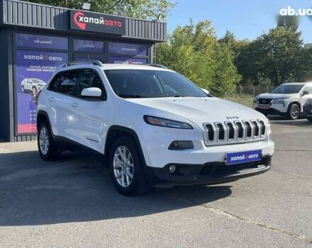 Джип Чероки, объемом двигателя 3.2 л и пробегом 164 тыс. км за 12900 $, фото 2 на Automoto.ua