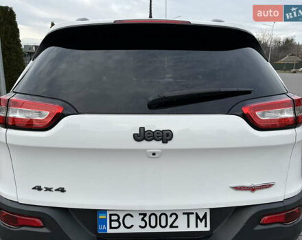 Джип Чероки, объемом двигателя 2.4 л и пробегом 160 тыс. км за 13500 $, фото 13 на Automoto.ua