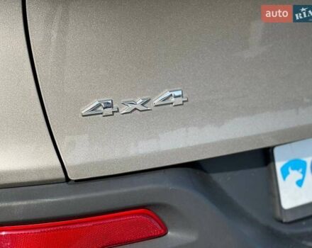 Джип Чероки, объемом двигателя 2.4 л и пробегом 180 тыс. км за 12500 $, фото 3 на Automoto.ua