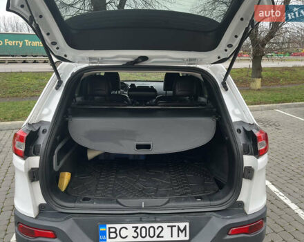 Джип Чероки, объемом двигателя 2.4 л и пробегом 160 тыс. км за 13500 $, фото 27 на Automoto.ua