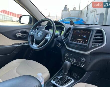 Джип Чероки, объемом двигателя 2.4 л и пробегом 180 тыс. км за 12500 $, фото 22 на Automoto.ua