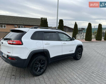 Джип Чероки, объемом двигателя 2.4 л и пробегом 160 тыс. км за 13500 $, фото 7 на Automoto.ua