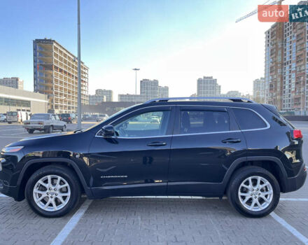 Джип Cherokee, об'ємом двигуна 2.36 л та пробігом 120 тис. км за 14000 $, фото 3 на Automoto.ua