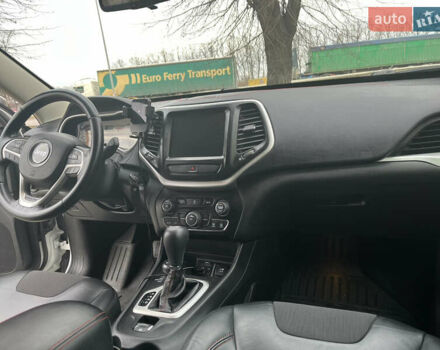 Джип Чероки, объемом двигателя 2.4 л и пробегом 160 тыс. км за 13500 $, фото 22 на Automoto.ua