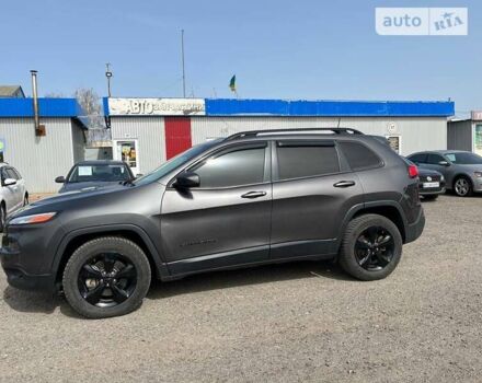 Джип Cherokee, об'ємом двигуна 3.24 л та пробігом 107 тис. км за 17000 $, фото 1 на Automoto.ua