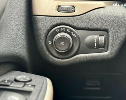 Джип Чероки, объемом двигателя 2.4 л и пробегом 183 тыс. км за 11999 $, фото 29 на Automoto.ua