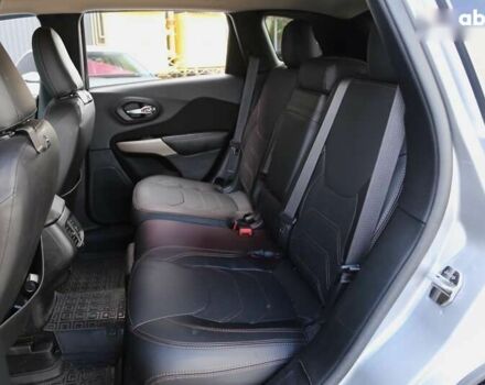 Джип Чероки, объемом двигателя 3.2 л и пробегом 157 тыс. км за 14000 $, фото 9 на Automoto.ua