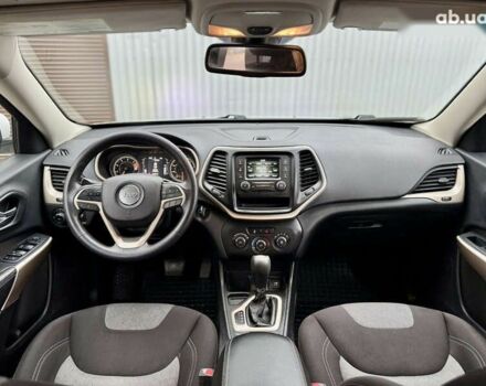 Джип Чероки, объемом двигателя 2.4 л и пробегом 183 тыс. км за 11999 $, фото 20 на Automoto.ua