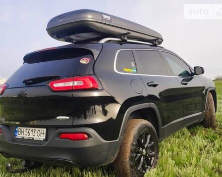 Джип Cherokee, об'ємом двигуна 2.36 л та пробігом 165 тис. км за 13500 $, фото 4 на Automoto.ua