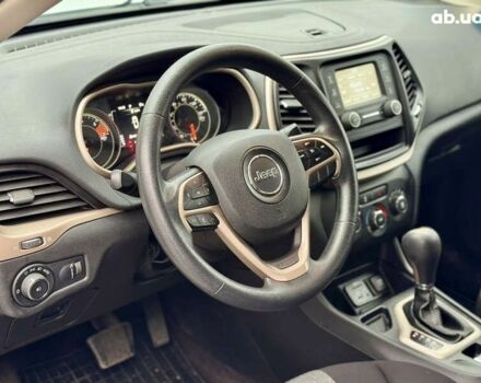 Джип Чероки, объемом двигателя 2.4 л и пробегом 183 тыс. км за 11999 $, фото 16 на Automoto.ua