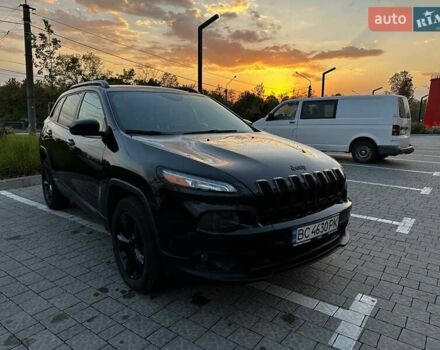 Джип Чероки, объемом двигателя 2.36 л и пробегом 107 тыс. км за 16900 $, фото 4 на Automoto.ua