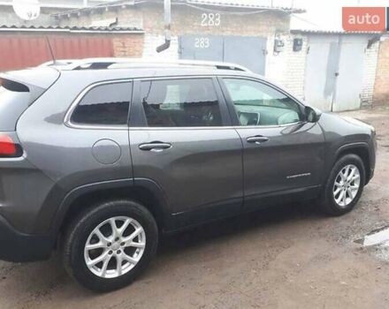 Джип Cherokee 2017 у Києві на Automoto.ua Джип Cherokee, об'ємом двигуна 2.4 л та пробігом 179 тис. км за 14900 $, фото 1 на Automoto.ua