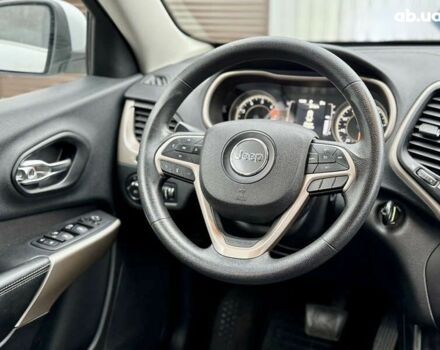 Джип Чероки, объемом двигателя 2.4 л и пробегом 183 тыс. км за 11999 $, фото 21 на Automoto.ua