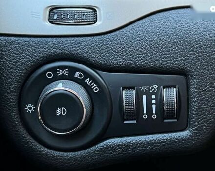 Джип Cherokee, об'ємом двигуна 2.4 л та пробігом 198 тис. км за 13650 $, фото 15 на Automoto.ua