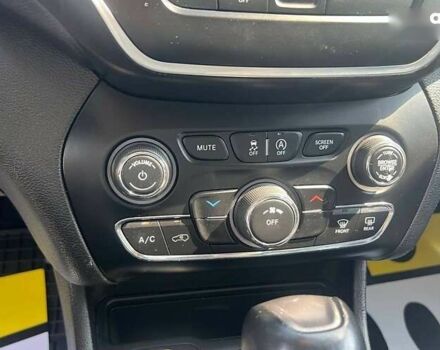 Джип Чероки, объемом двигателя 0 л и пробегом 166 тыс. км за 17000 $, фото 17 на Automoto.ua