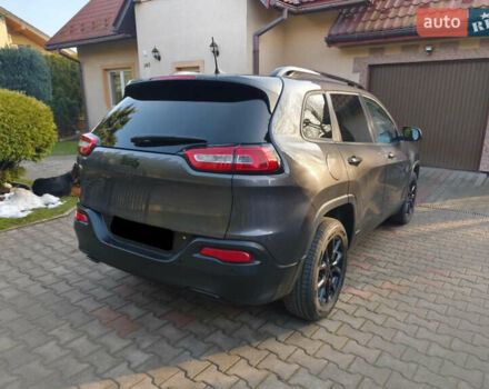 Джип Чероки, объемом двигателя 2.36 л и пробегом 87 тыс. км за 4600 $, фото 4 на Automoto.ua