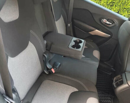 Джип Чероки, объемом двигателя 2.36 л и пробегом 87 тыс. км за 4600 $, фото 18 на Automoto.ua