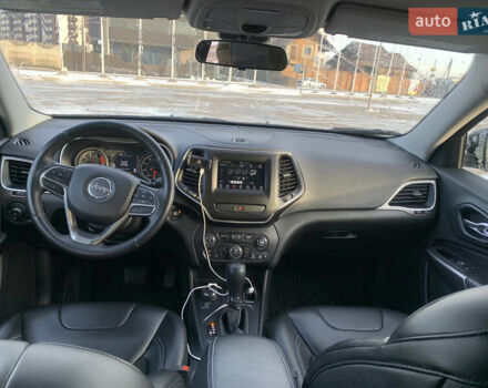 Джип Чероки, объемом двигателя 3.2 л и пробегом 95 тыс. км за 18000 $, фото 6 на Automoto.ua
