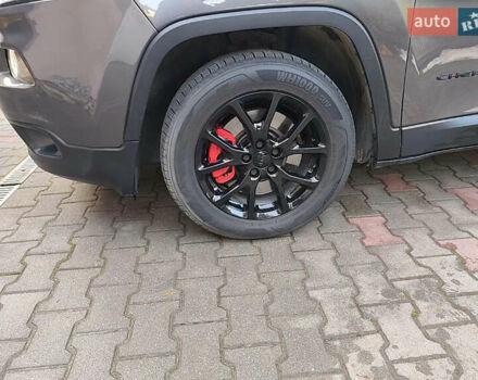 Джип Чероки, объемом двигателя 2.36 л и пробегом 87 тыс. км за 4600 $, фото 9 на Automoto.ua