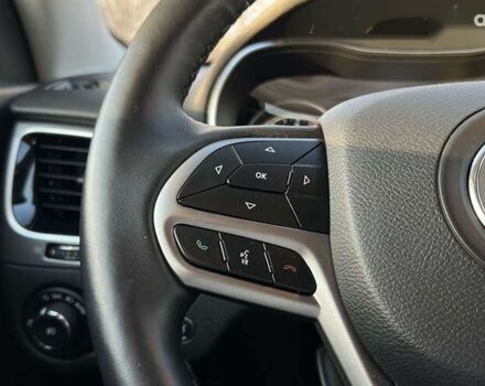 Джип Cherokee, об'ємом двигуна 2 л та пробігом 28 тис. км за 20690 $, фото 12 на Automoto.ua