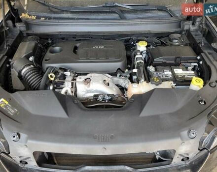 Джип Чероки, объемом двигателя 1.99 л и пробегом 159 тыс. км за 2700 $, фото 11 на Automoto.ua
