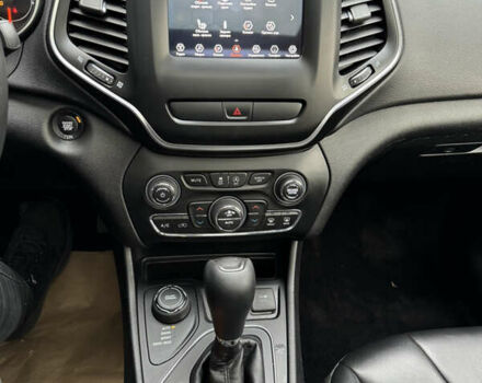 Джип Cherokee, об'ємом двигуна 2.4 л та пробігом 232 тис. км за 14200 $, фото 13 на Automoto.ua