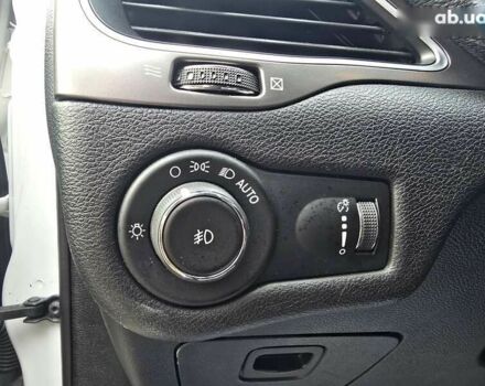 Джип Cherokee, об'ємом двигуна 2.4 л та пробігом 56 тис. км за 14500 $, фото 22 на Automoto.ua