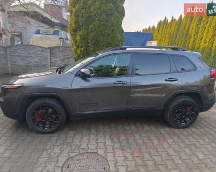 Джип Чероки, объемом двигателя 2.36 л и пробегом 87 тыс. км за 4600 $, фото 3 на Automoto.ua