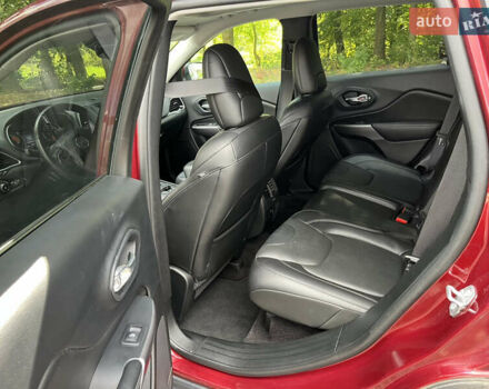 Джип Cherokee, об'ємом двигуна 2 л та пробігом 40 тис. км за 16600 $, фото 21 на Automoto.ua