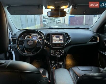 Джип Cherokee, об'ємом двигуна 1.99 л та пробігом 135 тис. км за 18600 $, фото 11 на Automoto.ua