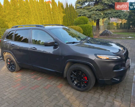 Джип Чероки, объемом двигателя 2.36 л и пробегом 87 тыс. км за 4600 $, фото 2 на Automoto.ua