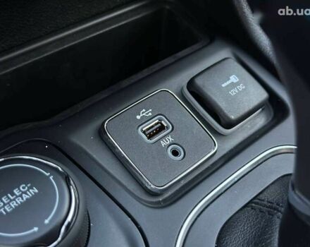 Джип Чероки, объемом двигателя 2.4 л и пробегом 44 тыс. км за 18500 $, фото 25 на Automoto.ua