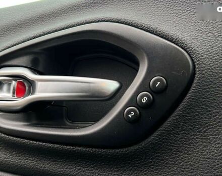 Джип Cherokee, об'ємом двигуна 0 л та пробігом 142 тис. км за 16999 $, фото 16 на Automoto.ua