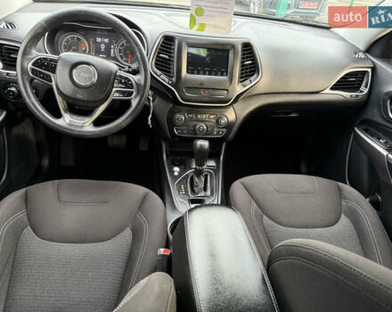 Джип Cherokee, об'ємом двигуна 2.4 л та пробігом 199 тис. км за 14000 $, фото 8 на Automoto.ua