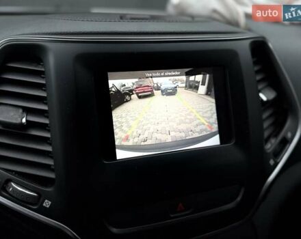 Джип Cherokee, об'ємом двигуна 2.36 л та пробігом 183 тис. км за 9999 $, фото 21 на Automoto.ua