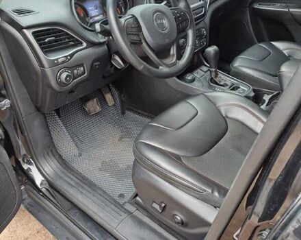Джип Cherokee, об'ємом двигуна 3.2 л та пробігом 85 тис. км за 19000 $, фото 1 на Automoto.ua