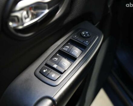 Джип Чероки, объемом двигателя 2.4 л и пробегом 21 тыс. км за 21500 $, фото 18 на Automoto.ua