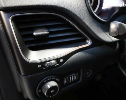 Джип Чероки, объемом двигателя 2.4 л и пробегом 21 тыс. км за 21500 $, фото 19 на Automoto.ua