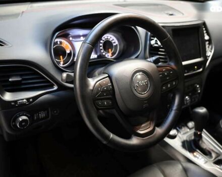 Джип Чероки, объемом двигателя 2.4 л и пробегом 21 тыс. км за 21500 $, фото 24 на Automoto.ua