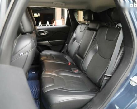 Джип Чероки, объемом двигателя 3.2 л и пробегом 157 тыс. км за 18500 $, фото 8 на Automoto.ua