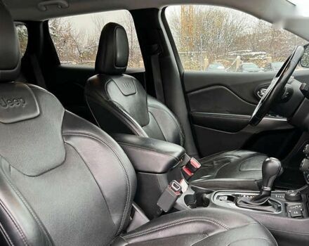 Джип Cherokee, об'ємом двигуна 0 л та пробігом 142 тис. км за 16999 $, фото 18 на Automoto.ua