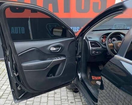 Джип Cherokee, об'ємом двигуна 0 л та пробігом 142 тис. км за 17000 $, фото 12 на Automoto.ua