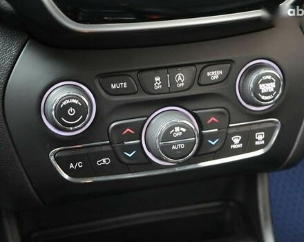 Джип Чероки, объемом двигателя 3.2 л и пробегом 157 тыс. км за 18500 $, фото 18 на Automoto.ua